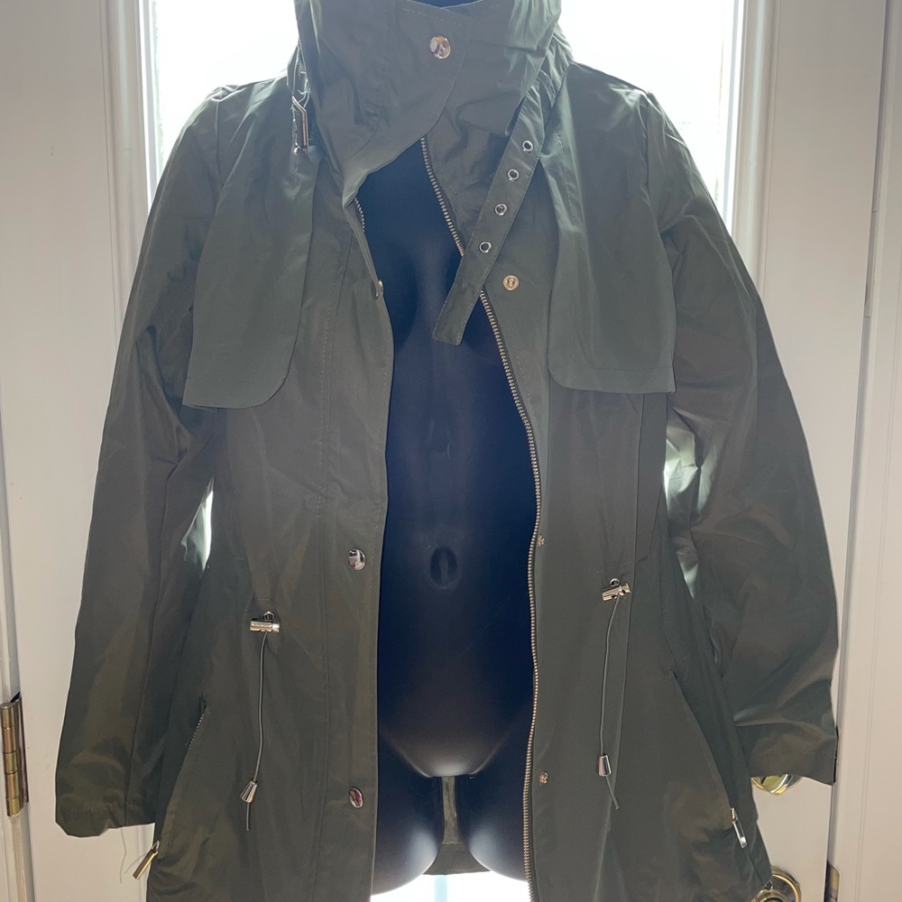 NWT Military Green YOKI raincoat